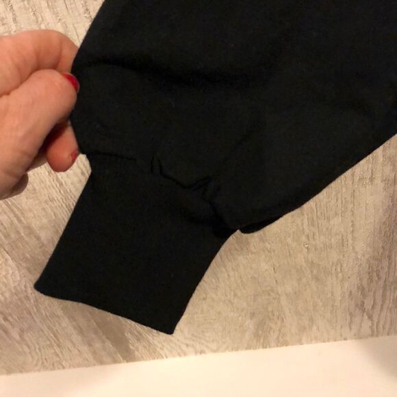 Beach Riot Black Cropped Sweatshirt with Red Glitter Hearts, Size Large - Picture 5 of 8